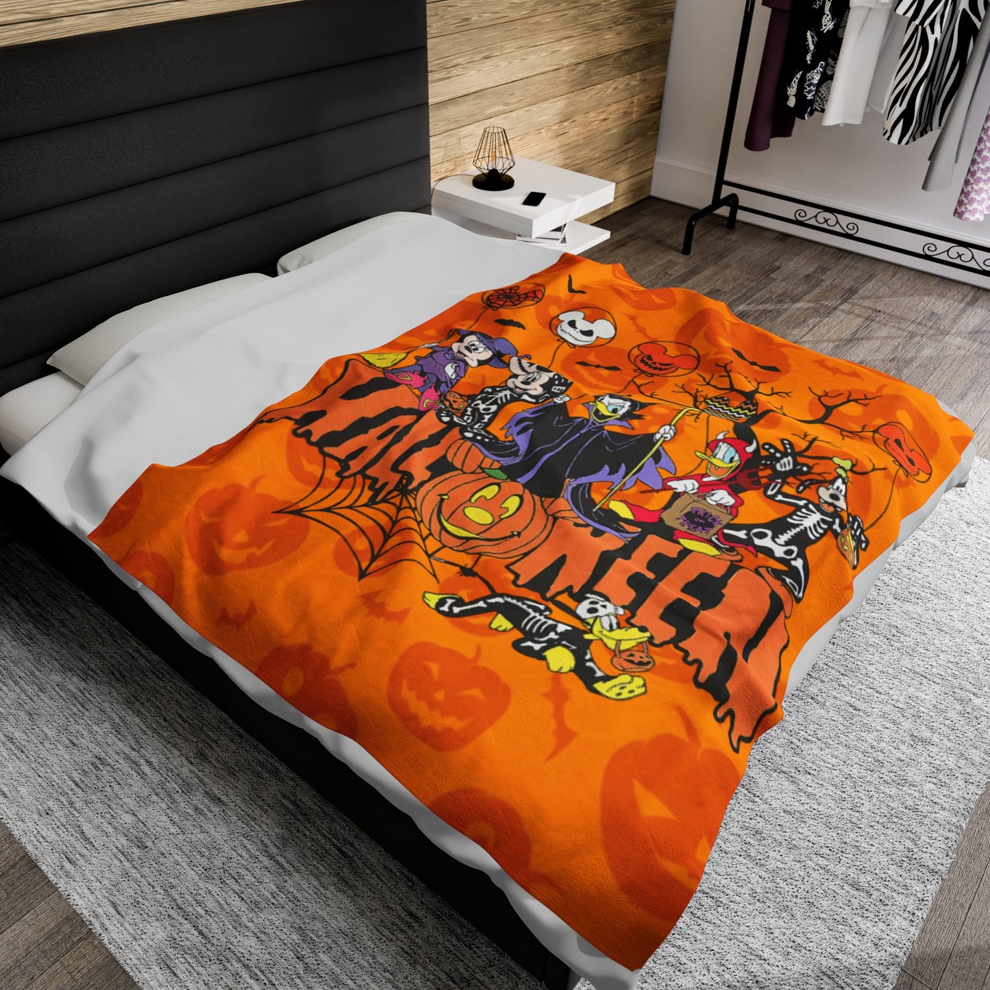 OMNI™ Classic Cartoon Velveteen Plush Blanket