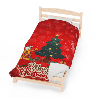 OMNI™ Garfield Christmas Themed Velveteen Plush Blanket