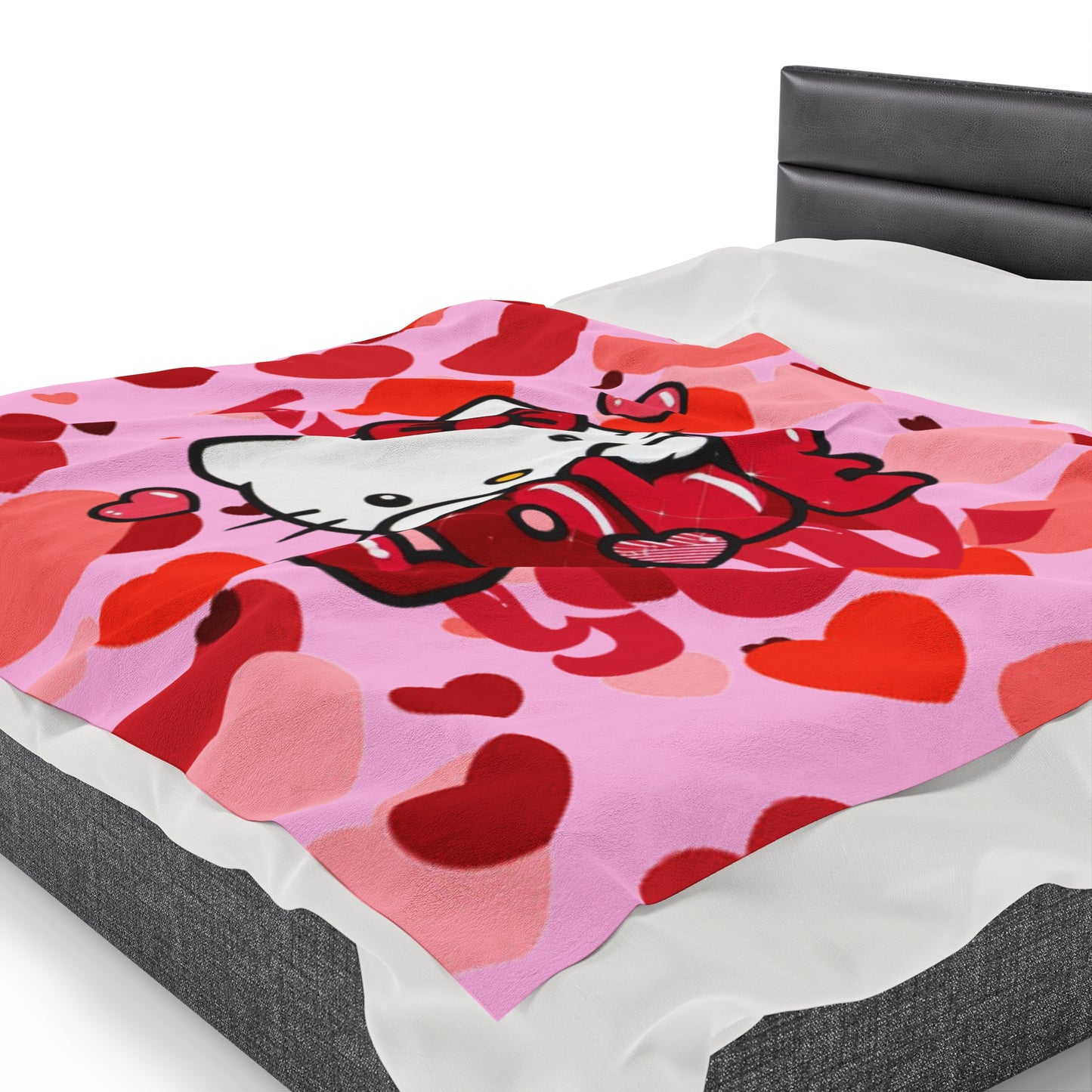 OMNI™ Hello Kitty Valentine's Day Velveteen Plush Blanket