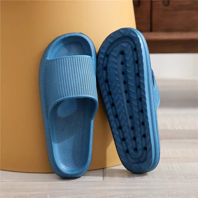 OMNI™ Beach Slippers