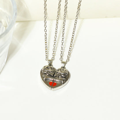 OMNI™ Punk Retro Heart-shaped Skull Magnetic Pendant Halloween Couples Necklace