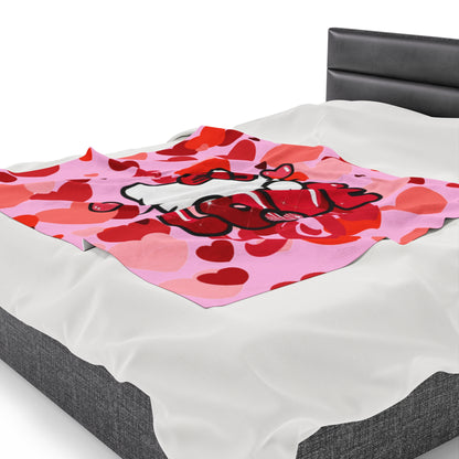 OMNI™ Hello Kitty Valentine's Day Velveteen Plush Blanket