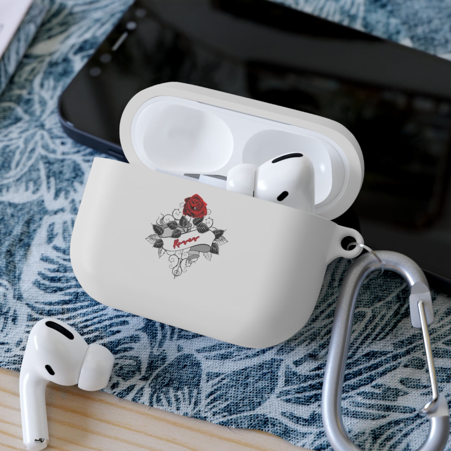 OMNI™ Roses AirPods and AirPods Pro Case Cover