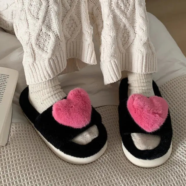 OMNI™ Lovely Heart Fluffy Fur Slippers