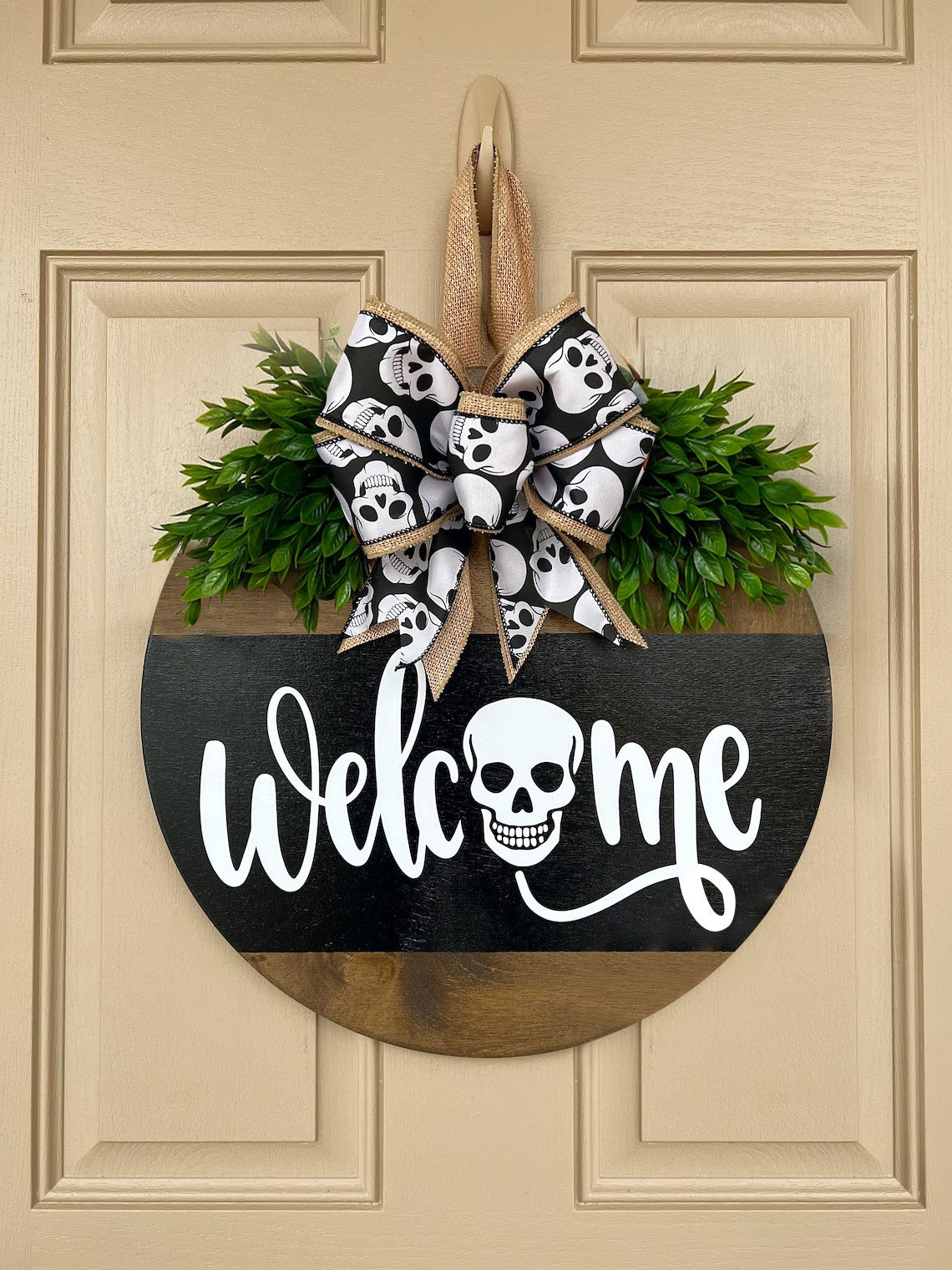 OMNI™ Halloween Themed Wooden Doorplate Decoration