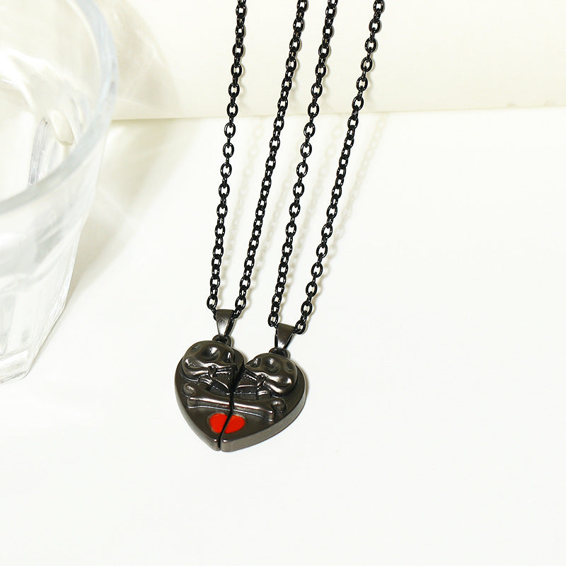 OMNI™ Punk Retro Heart-shaped Skull Magnetic Pendant Halloween Couples Necklace