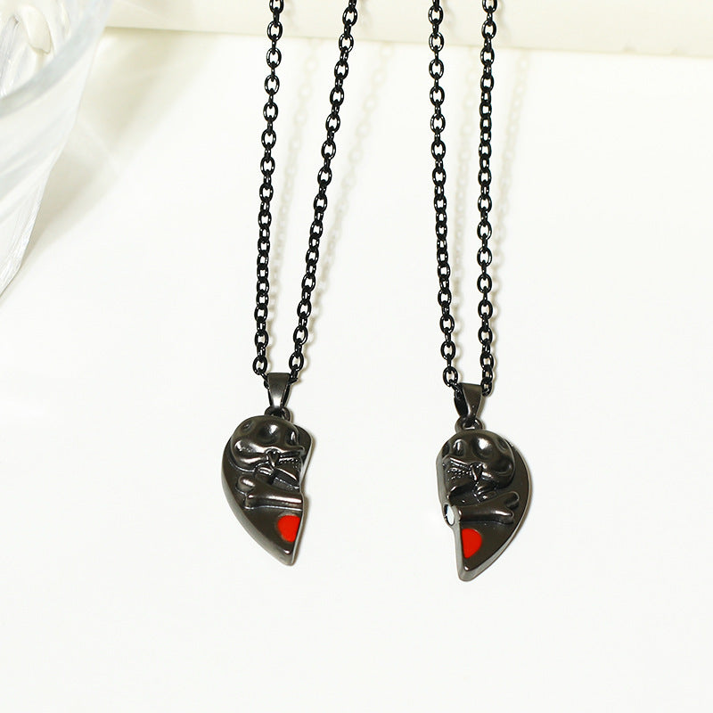 OMNI™ Punk Retro Heart-shaped Skull Magnetic Pendant Halloween Couples Necklace