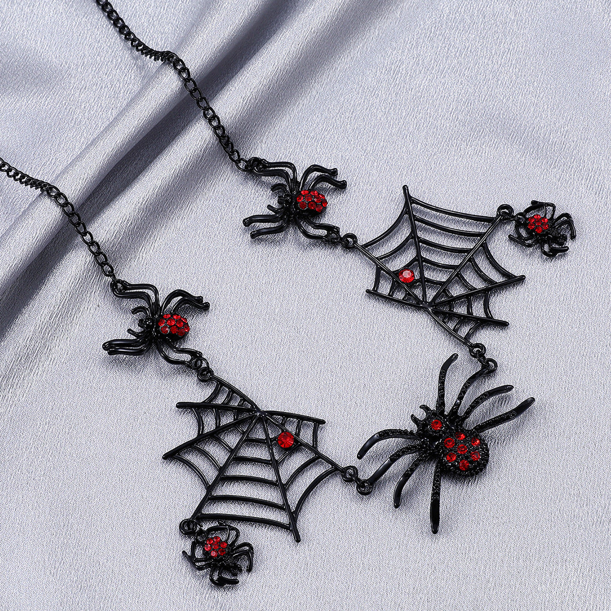 OMNI™ Halloween Spider And Spider Web Clavicle Necklace