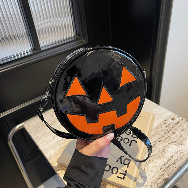 OMNI™ Jack O'Lantern Grin Round Crossbody Bag