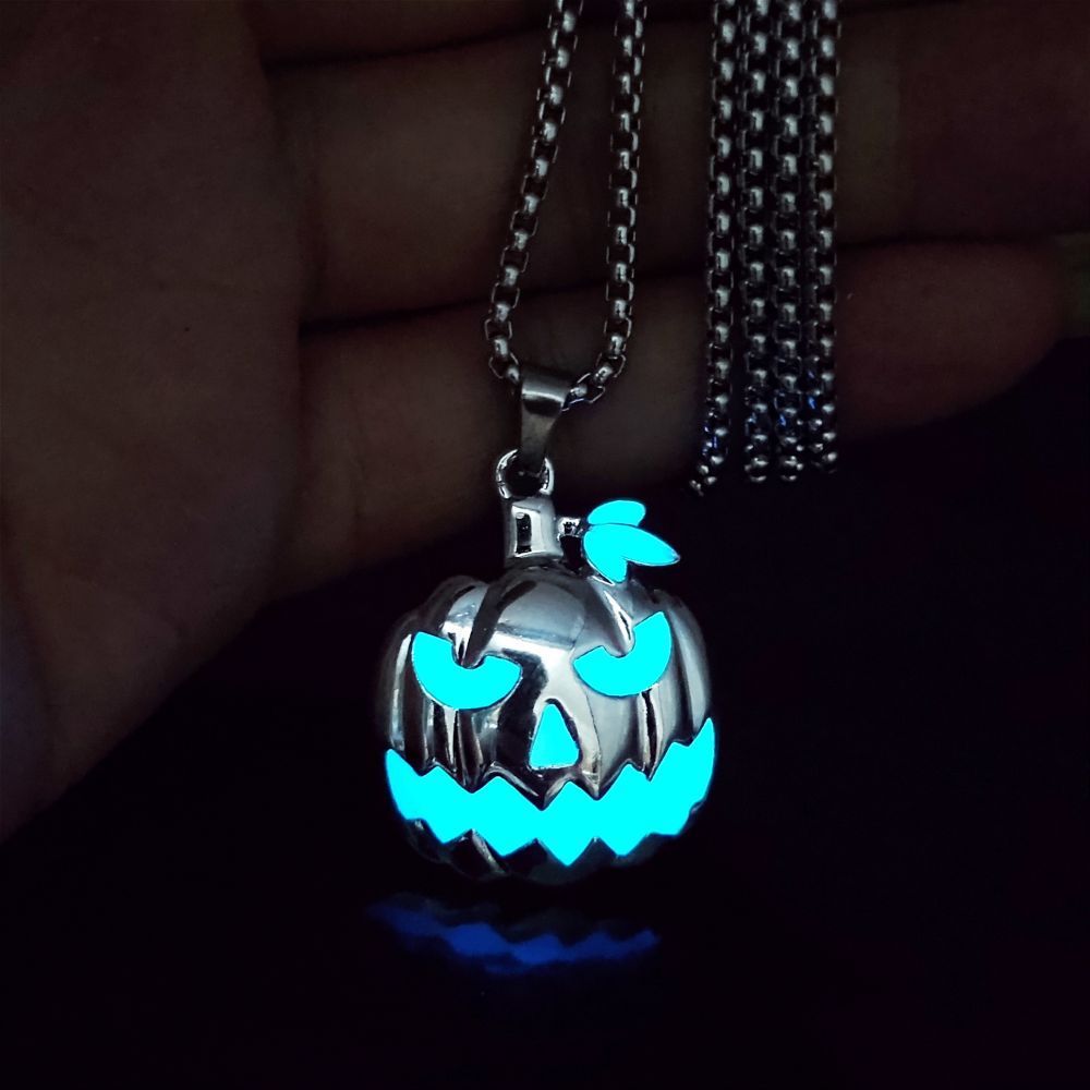 OMNI™ Jack O'Lantern Grin Pumpkin Halloween Luminous Necklace