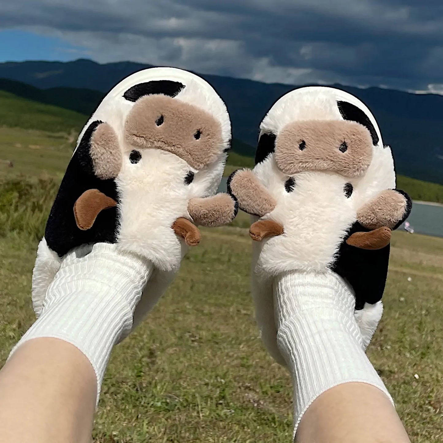 OMNI™ Cow Plush Animal Slippers