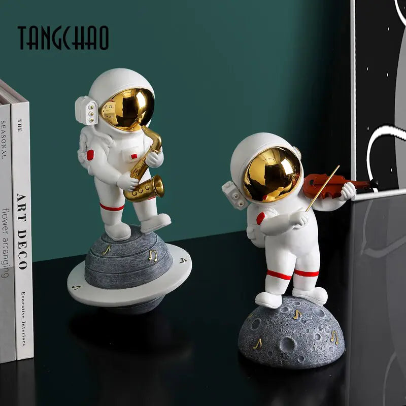 OMNI™ Cosmonaut Statue Decoration