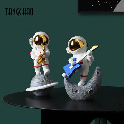 OMNI™ Cosmonaut Statue Decoration