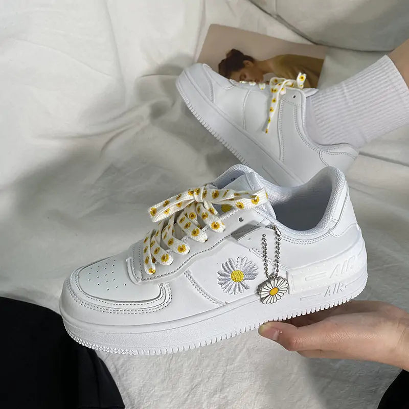 OMNI™ Ladies Daisy Sneakers