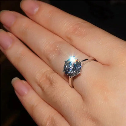 OMNI™ Luxury Moissanite Engagement Ring