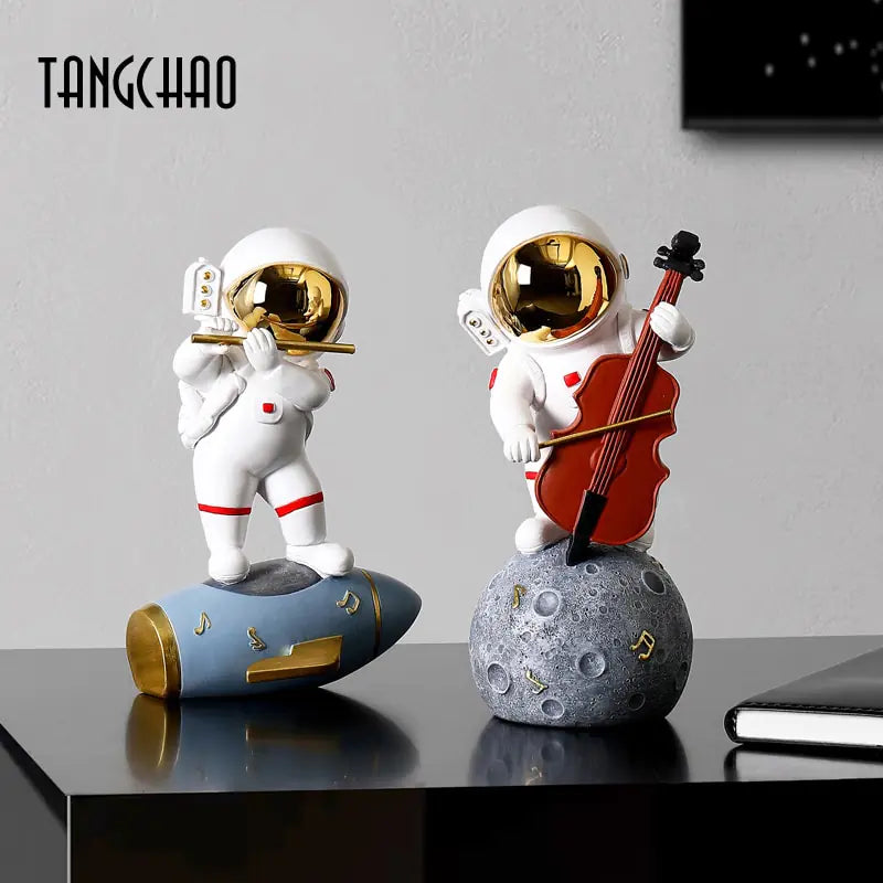 OMNI™ Cosmonaut Statue Decoration